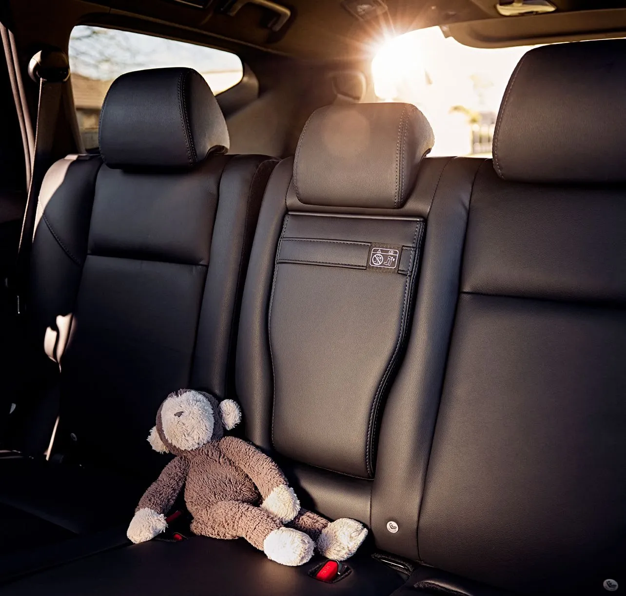 Leather-appointed second row seats