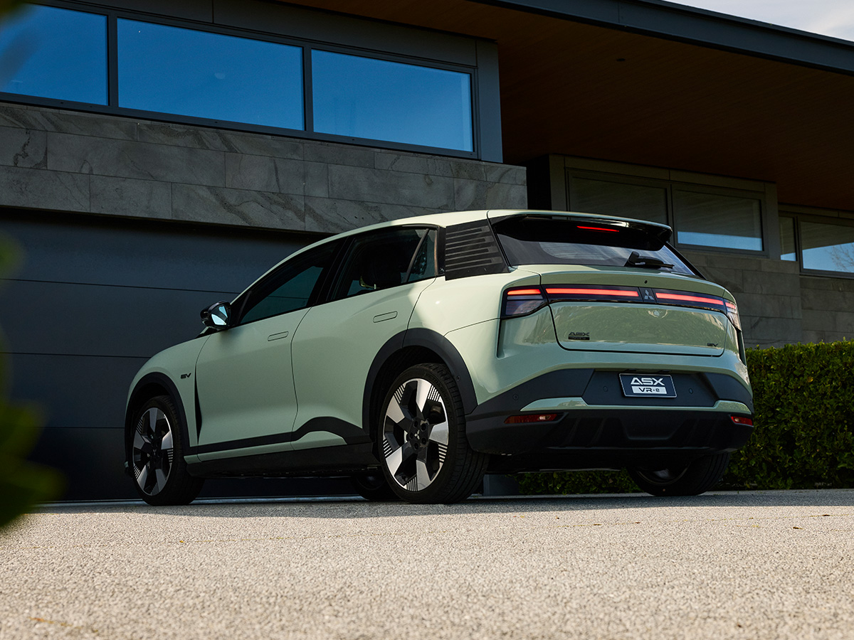 ASX VR-e rear three-quarter view