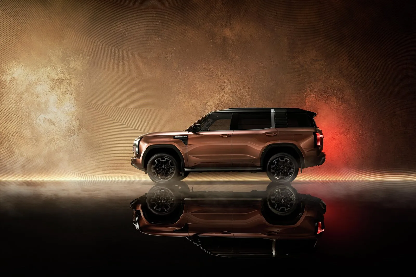 All-new Mitsubishi Pajero cross-country SUV