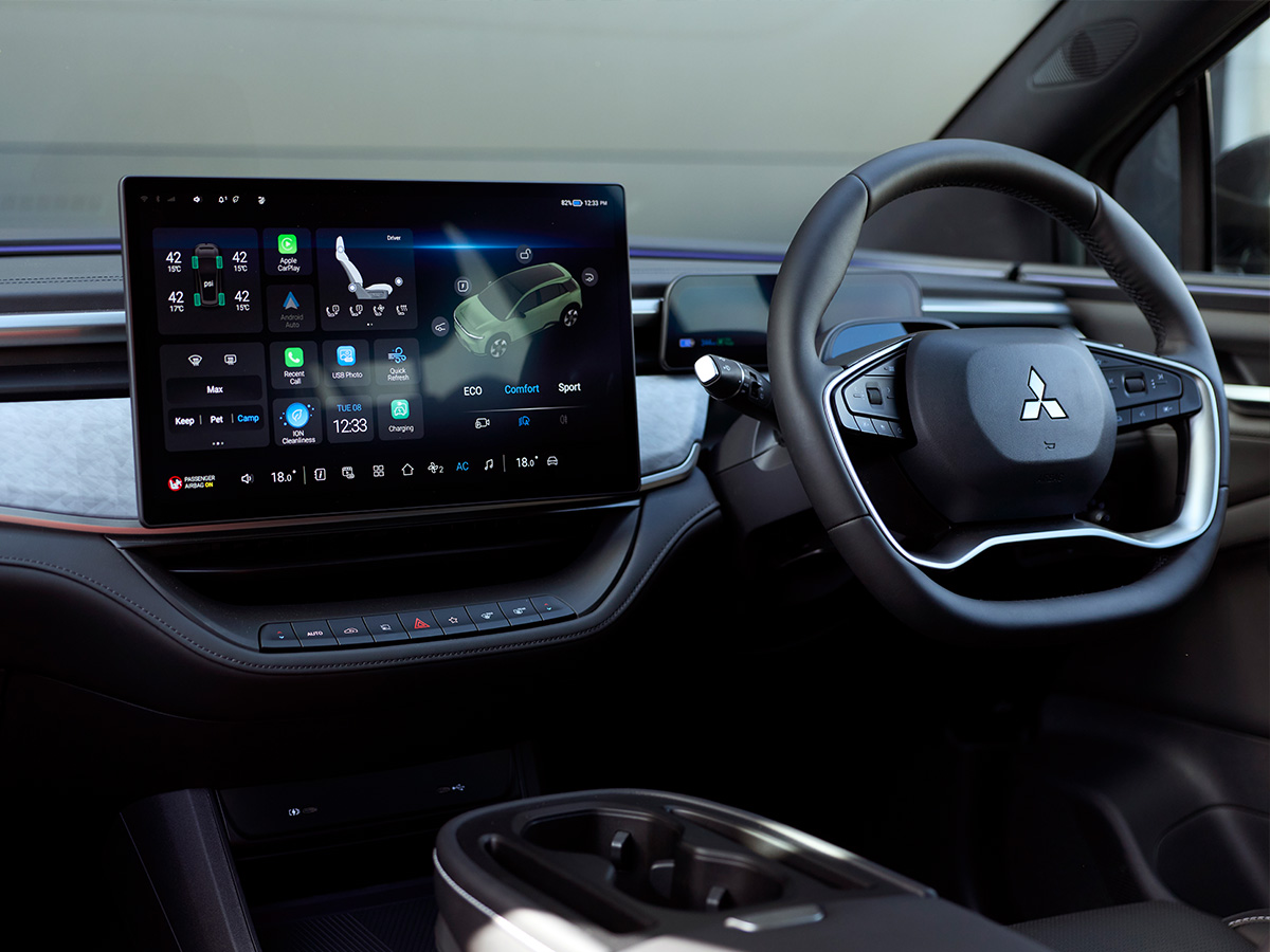 Mitsubishi ASX VR-e infotainment display and dashboard