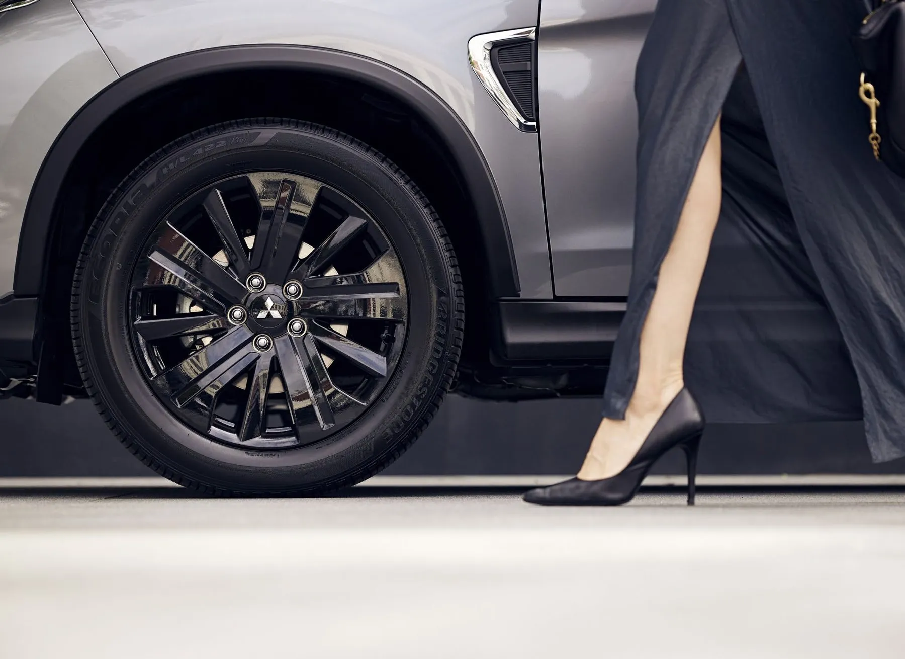 18-inch black alloy wheel on the ASX Black Edition