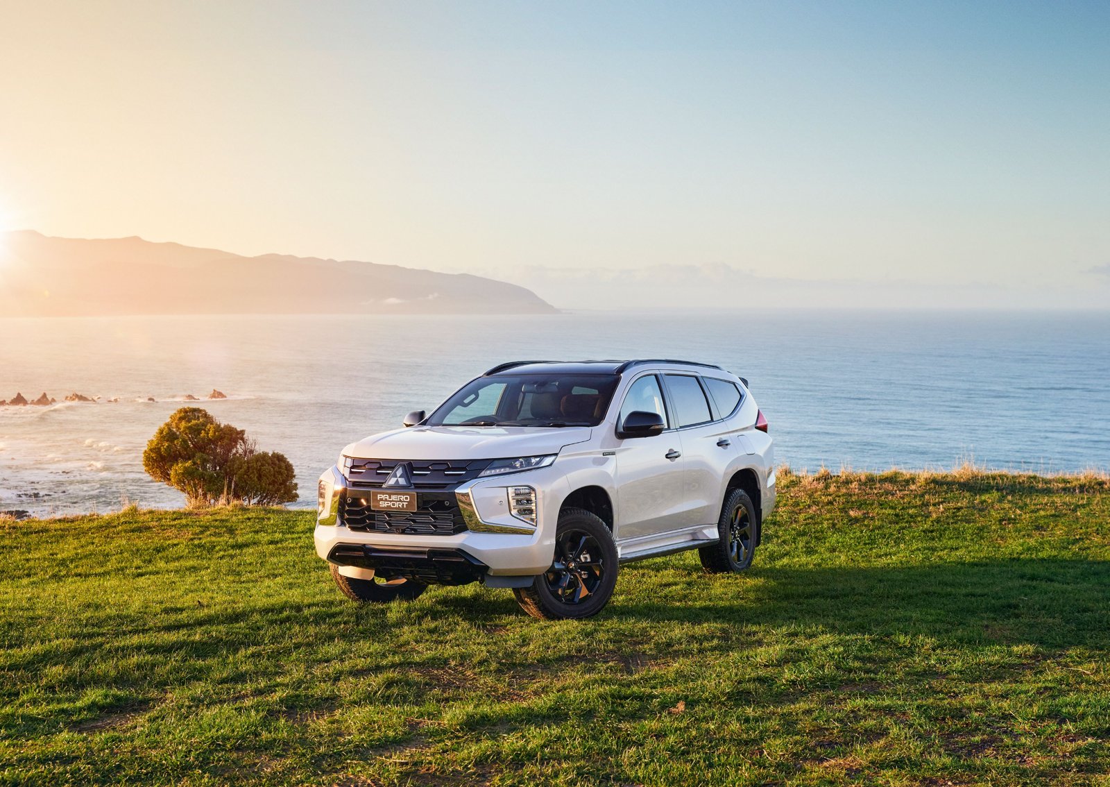 Mitsubishi Pajero Sport seven-seat SUV