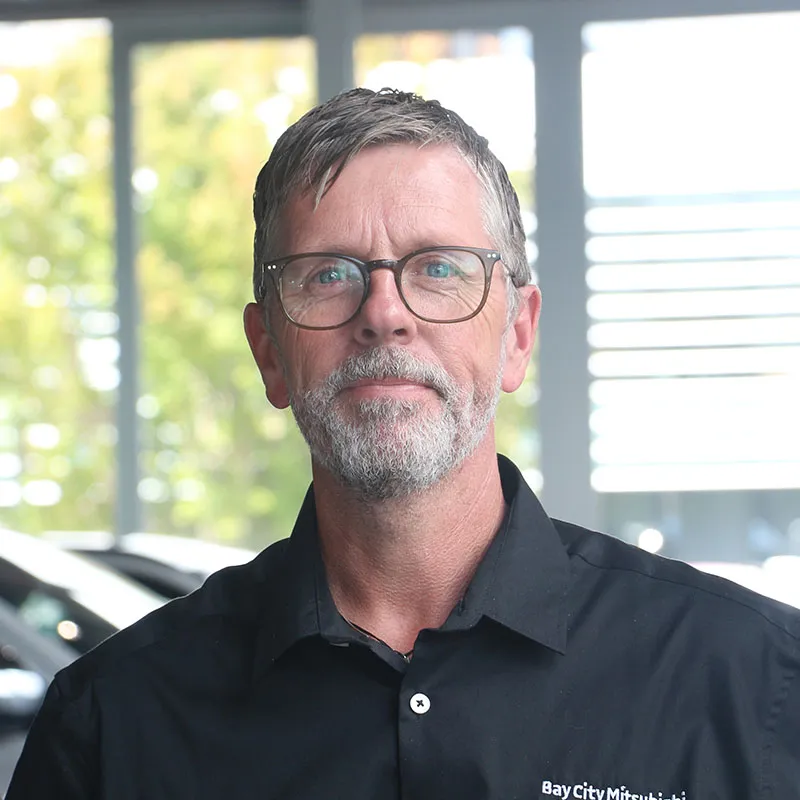 Wayne Davidson, Service Manager