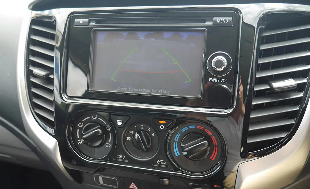 2015 Mitsubishi Triton GLX-R 2.4L Diesel 2WD