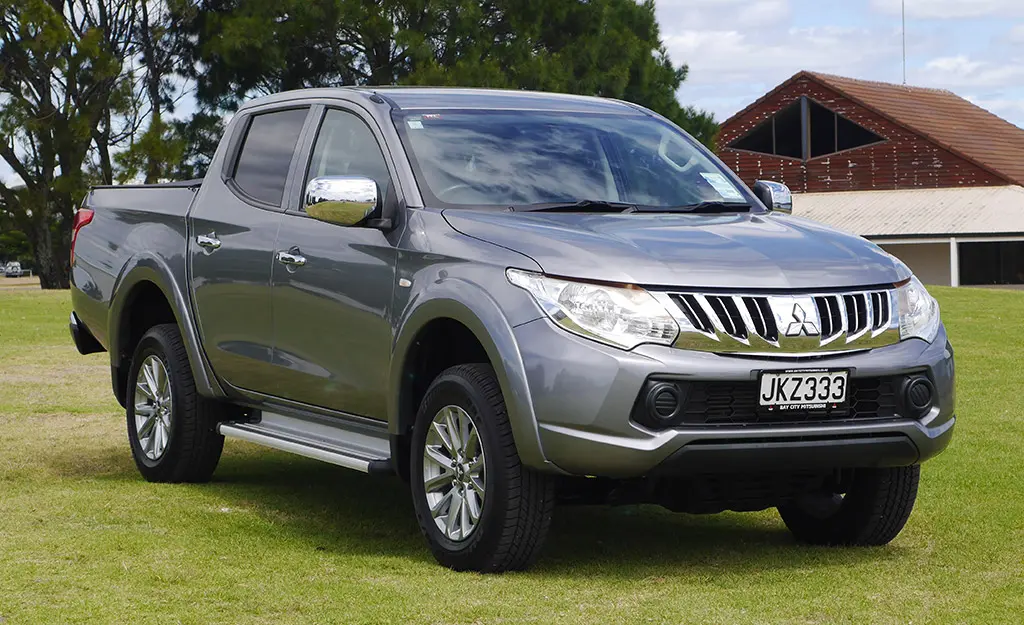 2015 Mitsubishi Triton GLX-R 2.4L Diesel 2WD