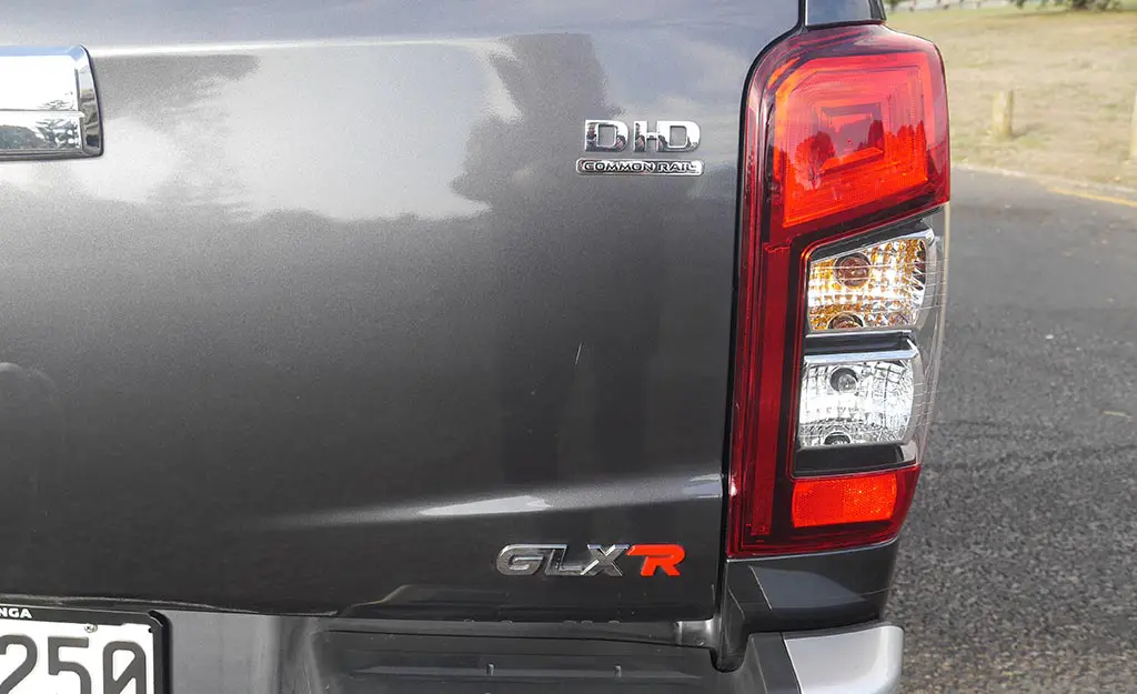 2019 Mitsubishi Triton GLX-R 4WD 2.4L Diesel Turbo Automatic