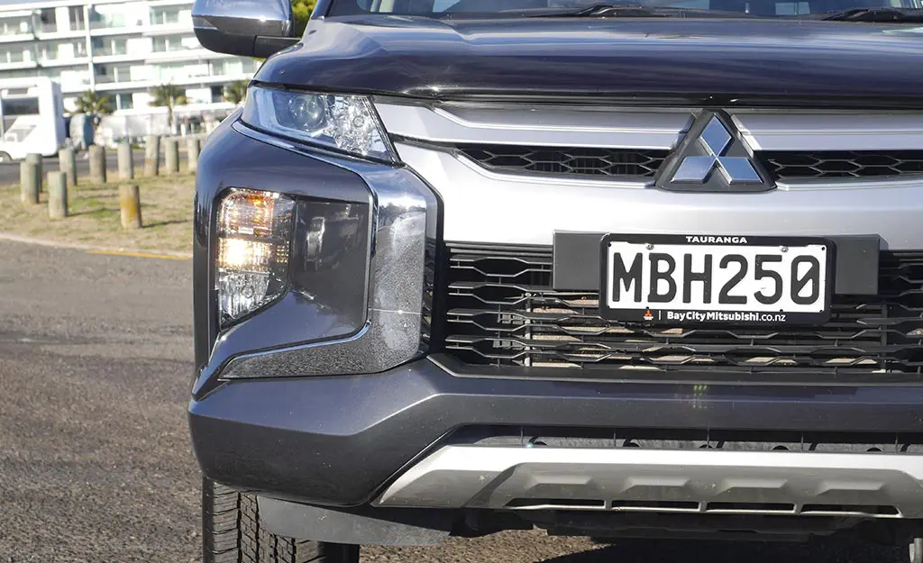 2019 Mitsubishi Triton GLX-R 4WD 2.4L Diesel Turbo Automatic