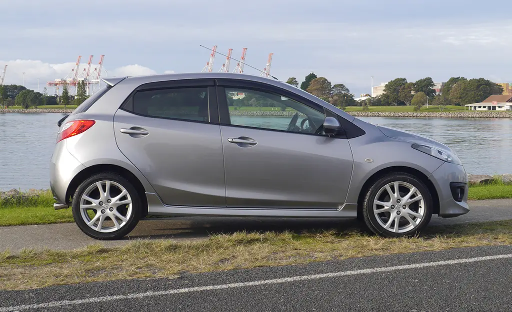 2009 Mazda Demio