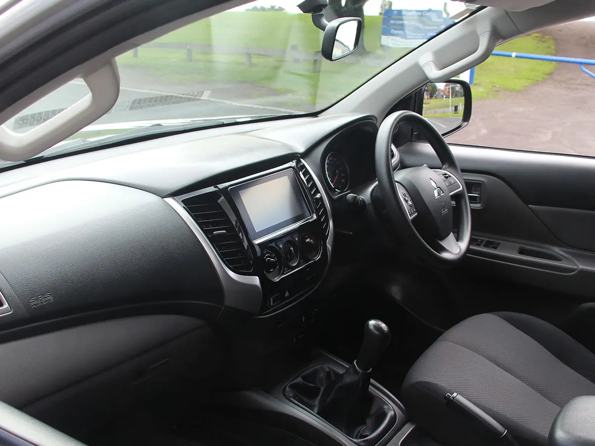 2018 Mitsubishi Triton GLX-R 2WD 2.4L Diesel Turbo 6 Speed Manual