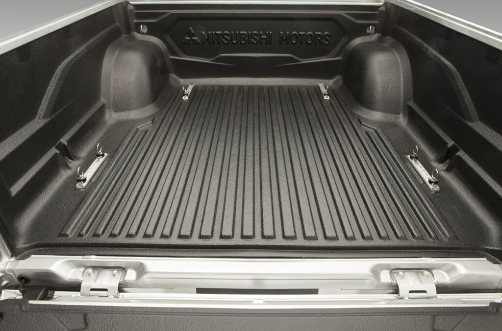 Triton Tie Down System (for Double Cab) Bay City Mitsubishi