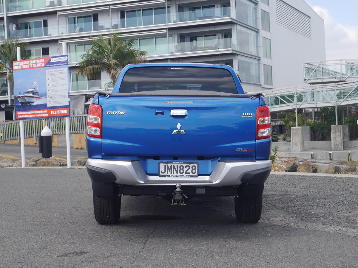 2015 Mitsubishi Triton GLXR 2.4L 2WD Diesel Turbo Automatic