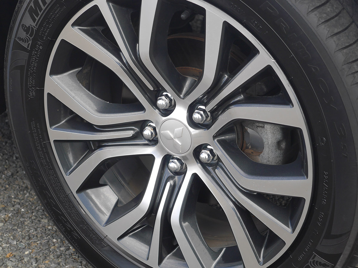 2016 Mitsubishi ASX XLS 2.3L Diesel 4WD Automatic