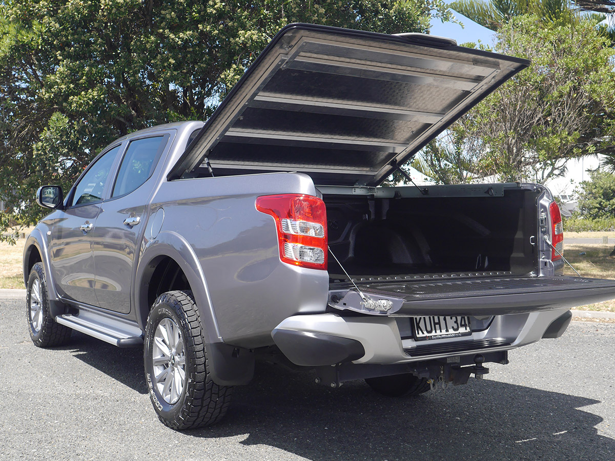 2017 Mitsubishi Triton GLXR 2.4L Diesel Turbo 4WD Auto