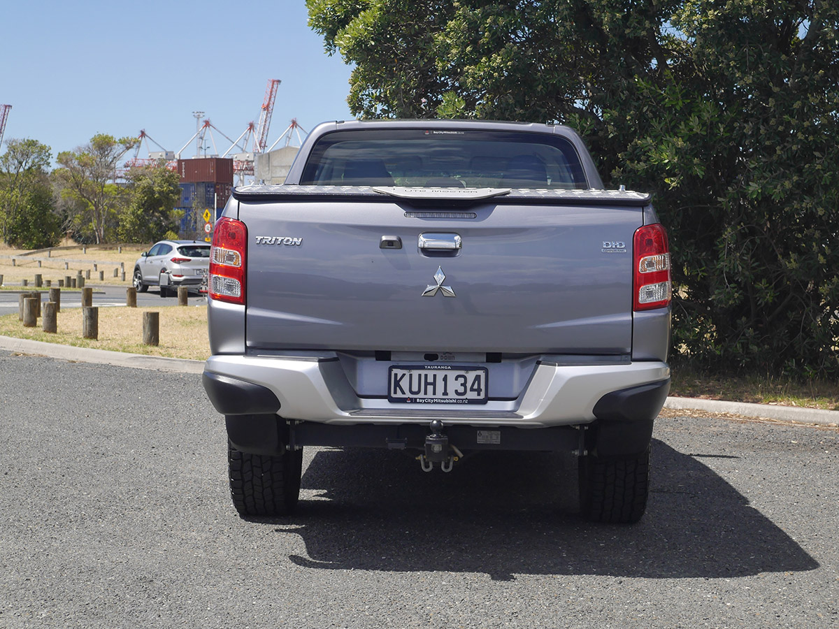 2017 Mitsubishi Triton GLXR 2.4L Diesel Turbo 4WD Auto