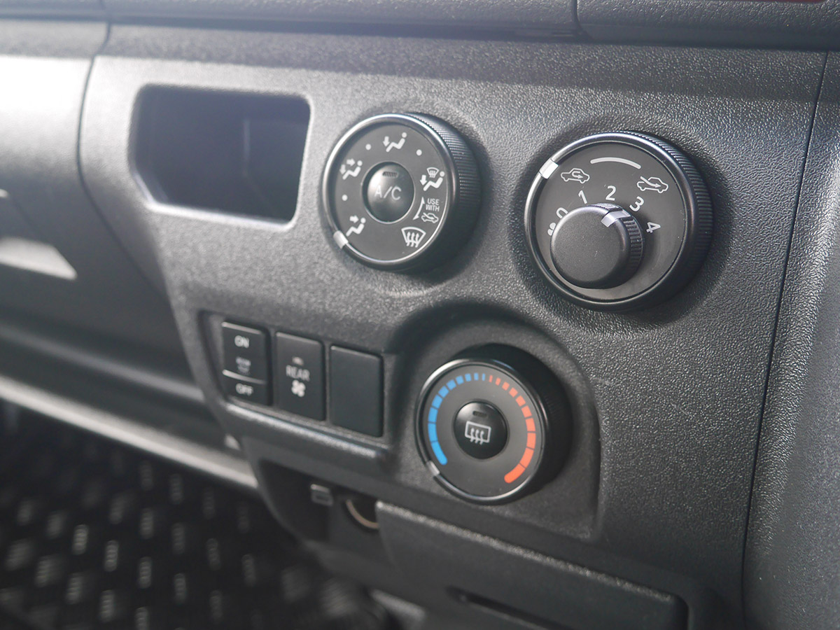 2017 Toyota Hiace Minibus TD 3.0L Diesel Turbo