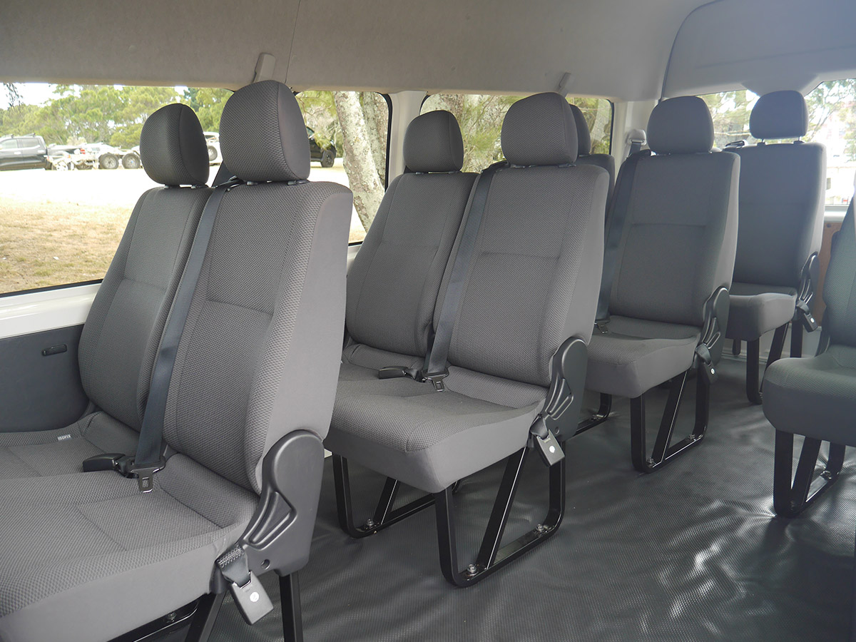 2017 Toyota Hiace Minibus TD 3.0L Diesel Turbo