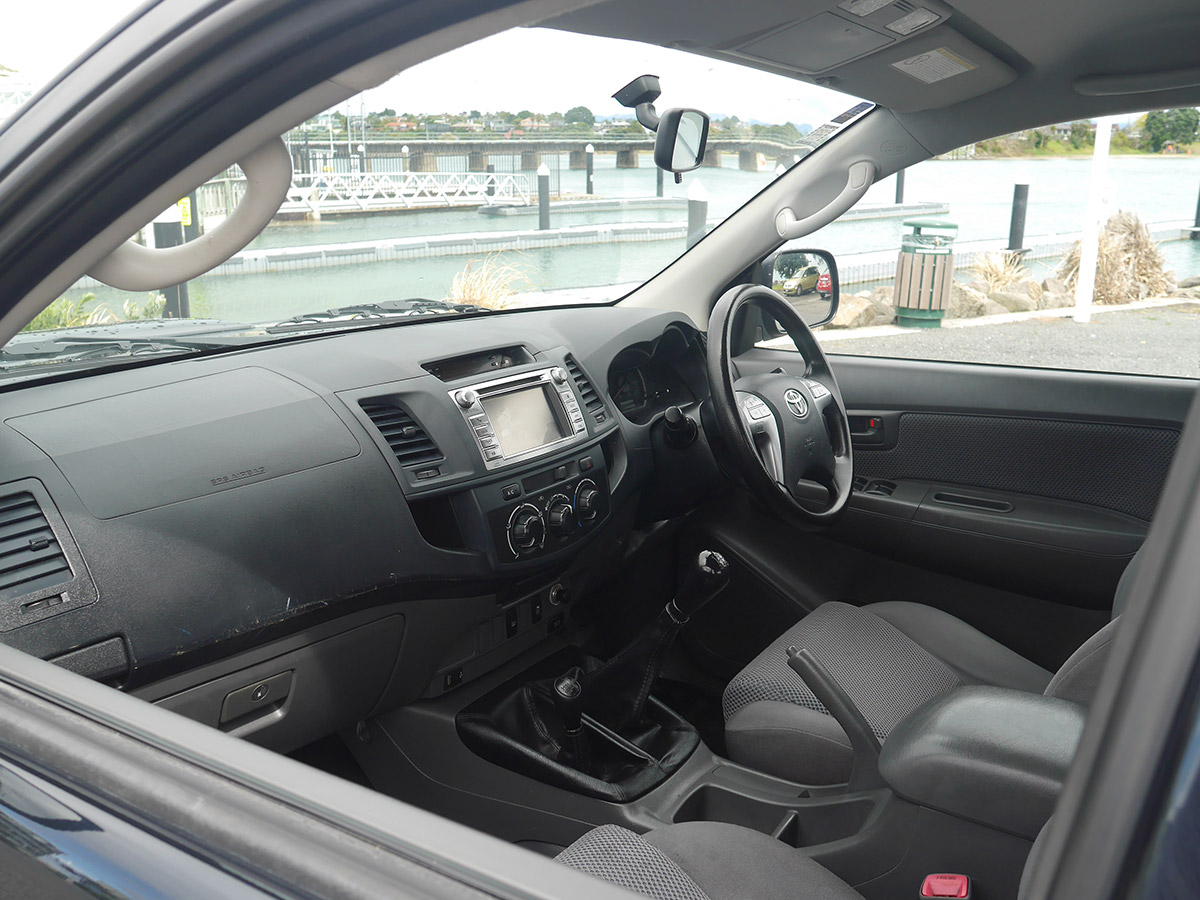 2014 Toyota Hilux 4WD 3.0L Turbo Diesel Manual