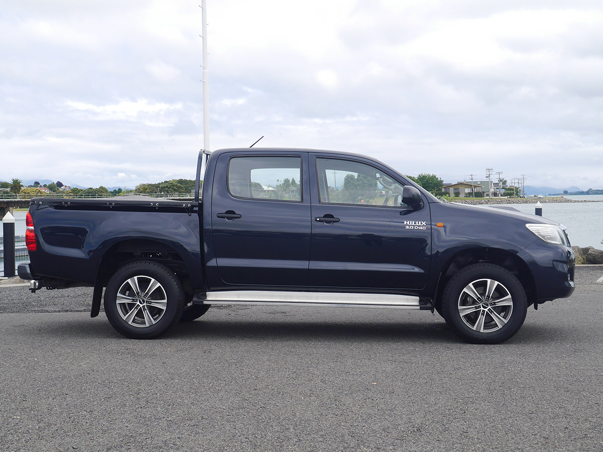 2014 Toyota Hilux 4WD 3.0L Turbo Diesel Manual