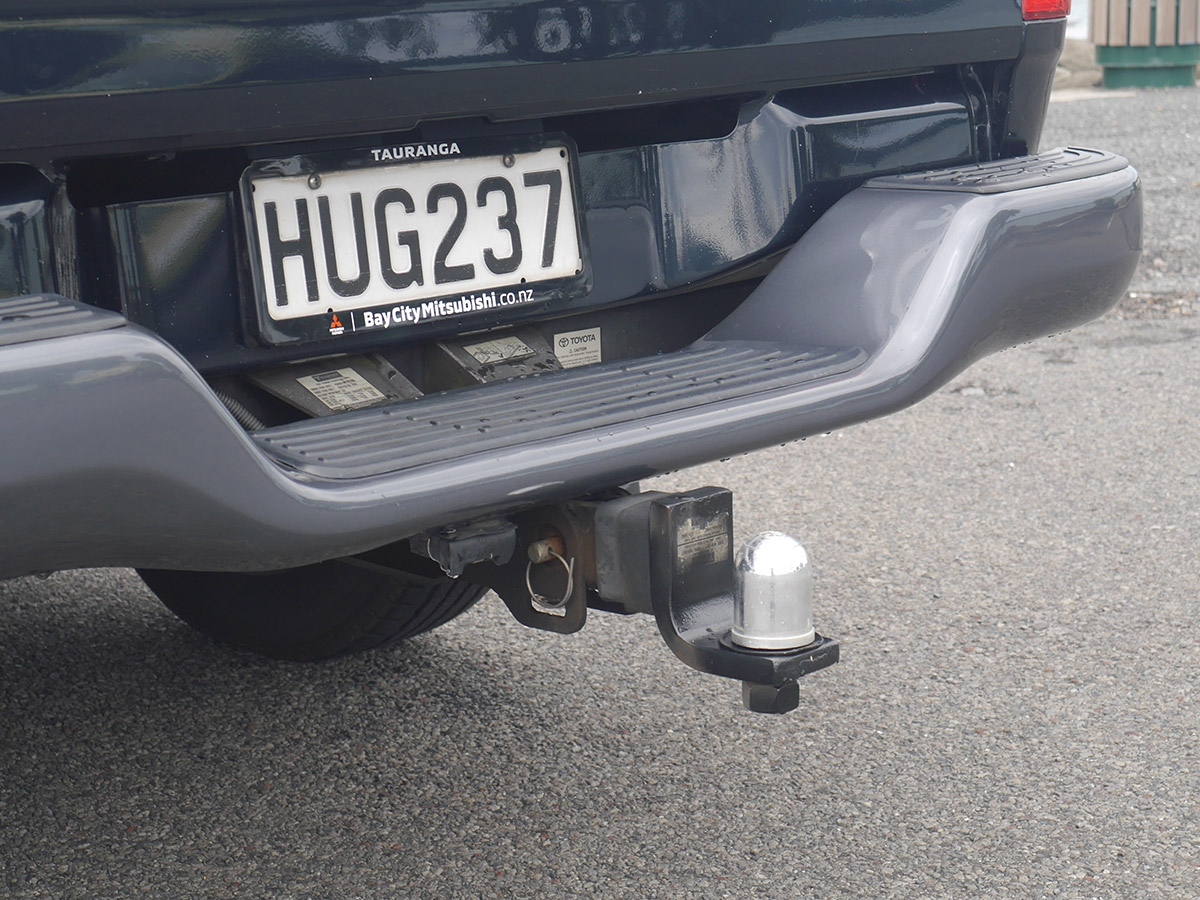 2014 Toyota Hilux 4WD 3.0L Turbo Diesel Manual