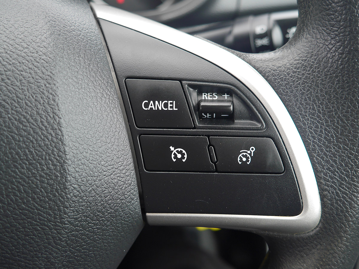 2017 Mitsubishi Triton GLXR 2.4L 2WD Diesel Turbo 6 Speed Manual