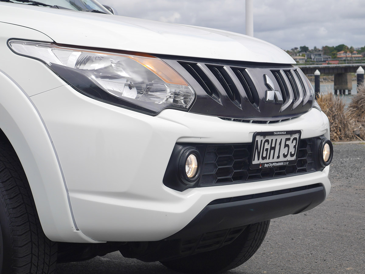 2017 Mitsubishi Triton GLXR 2.4L 2WD Diesel Turbo 6 Speed Manual