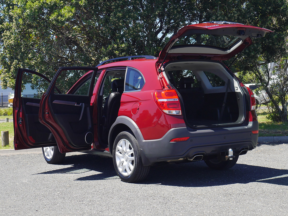 2018 Holden Captiva LS Equipe 2.4L Petrol 7 Seater Automatic