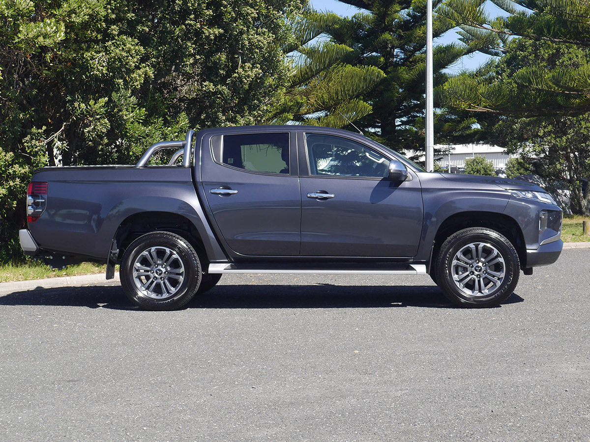 2020 Mitsubishi Triton VRX Double Cab 4WD Auto