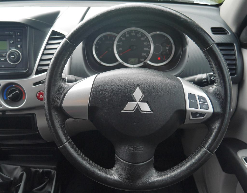 2012 Mitsubishi Triton GLX 4WD 2.5L Diesel Manual