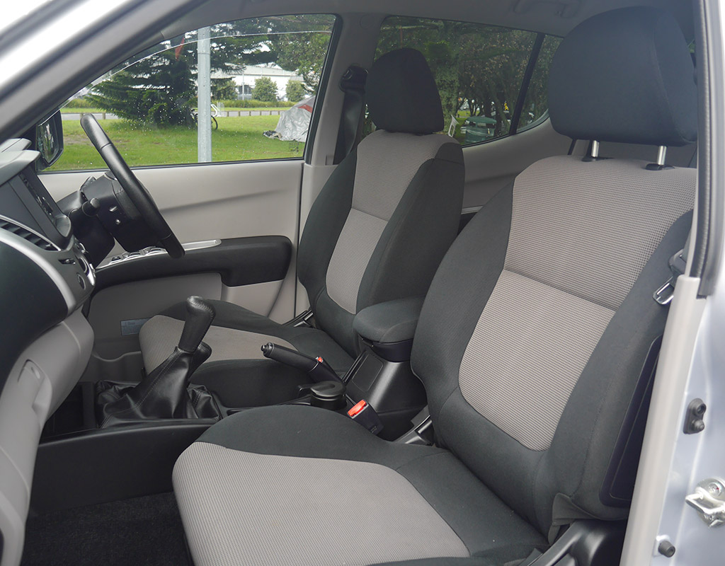 2012 Mitsubishi Triton GLX 4WD 2.5L Diesel Manual