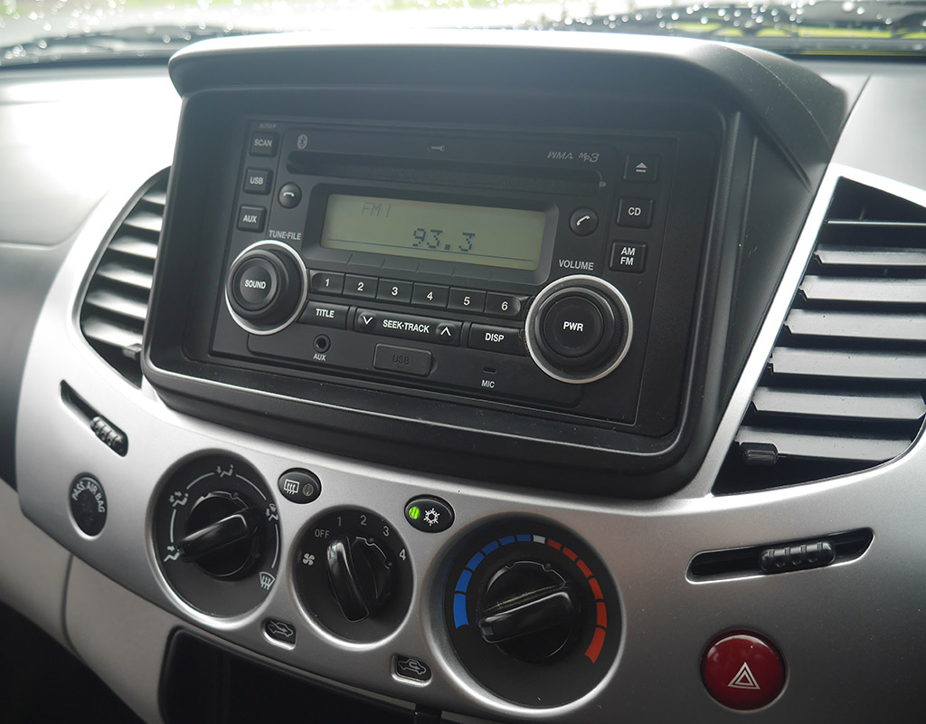 2012 Mitsubishi Triton GLX 4WD 2.5L Diesel Manual