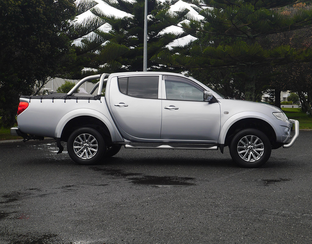 2012 Mitsubishi Triton GLX 4WD 2.5L Diesel Manual