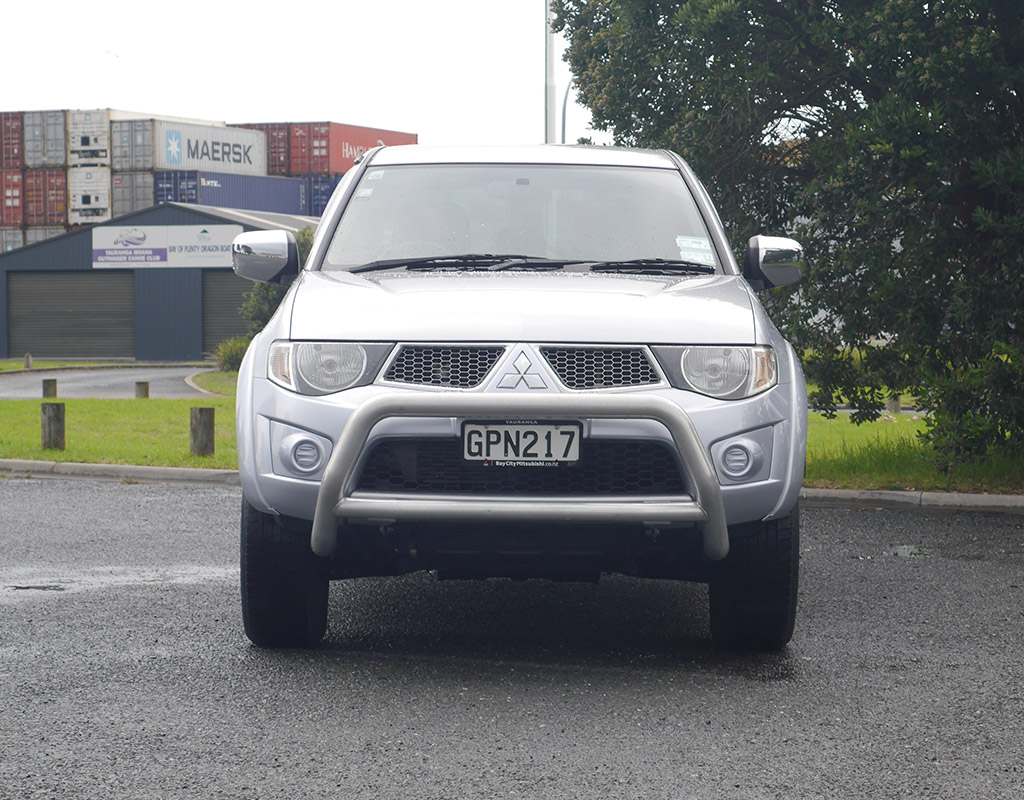 2012 Mitsubishi Triton GLX 4WD 2.5L Diesel Manual