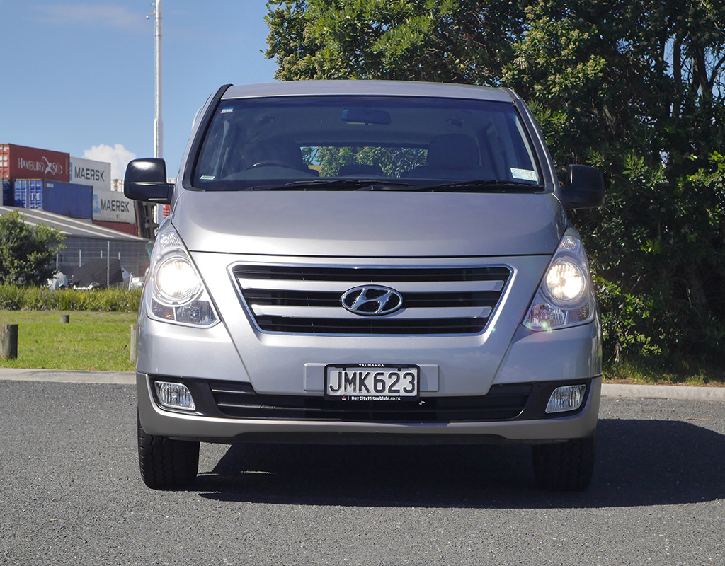 2015 Hyundai iMax 2.4L Petrol Auto 8 Seater
