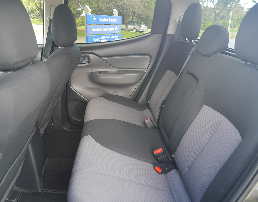 2018 Mitsubishi Triton GLXR 2.4L 2WD Diesel Turbo Automatic