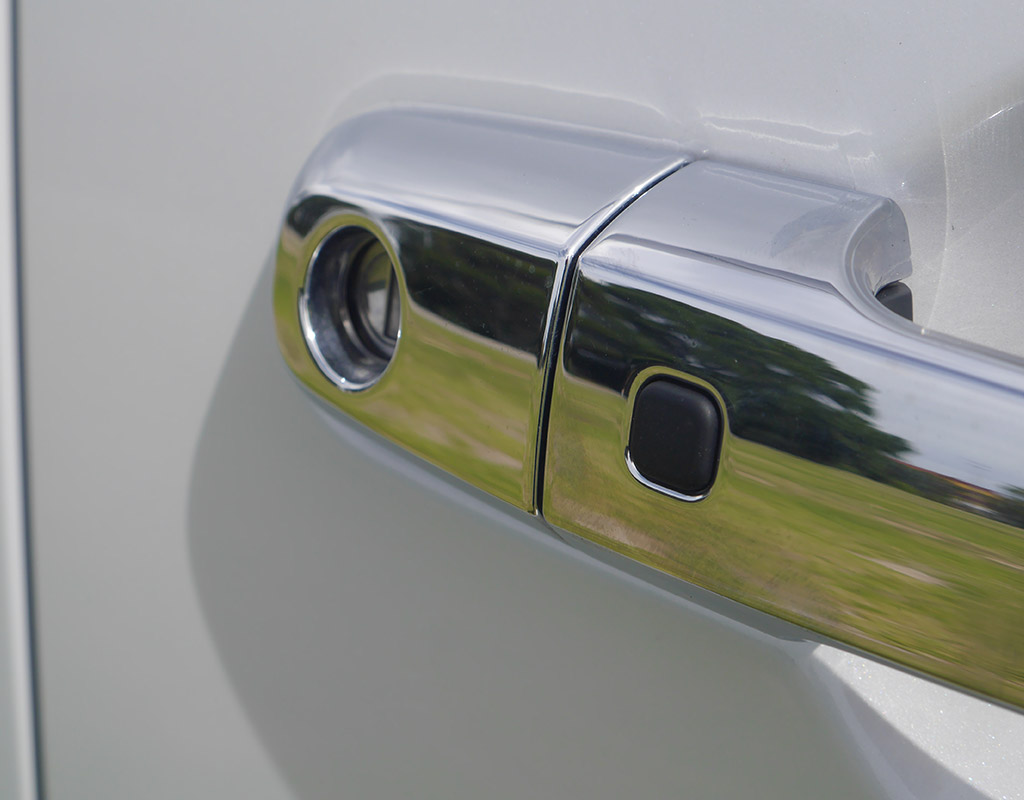 2020 Mitsubishi Pajero Sport VRX