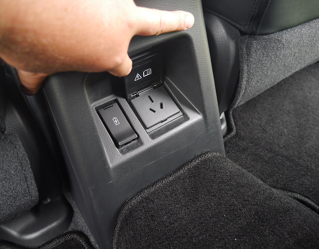 2020 Mitsubishi Pajero Sport VRX