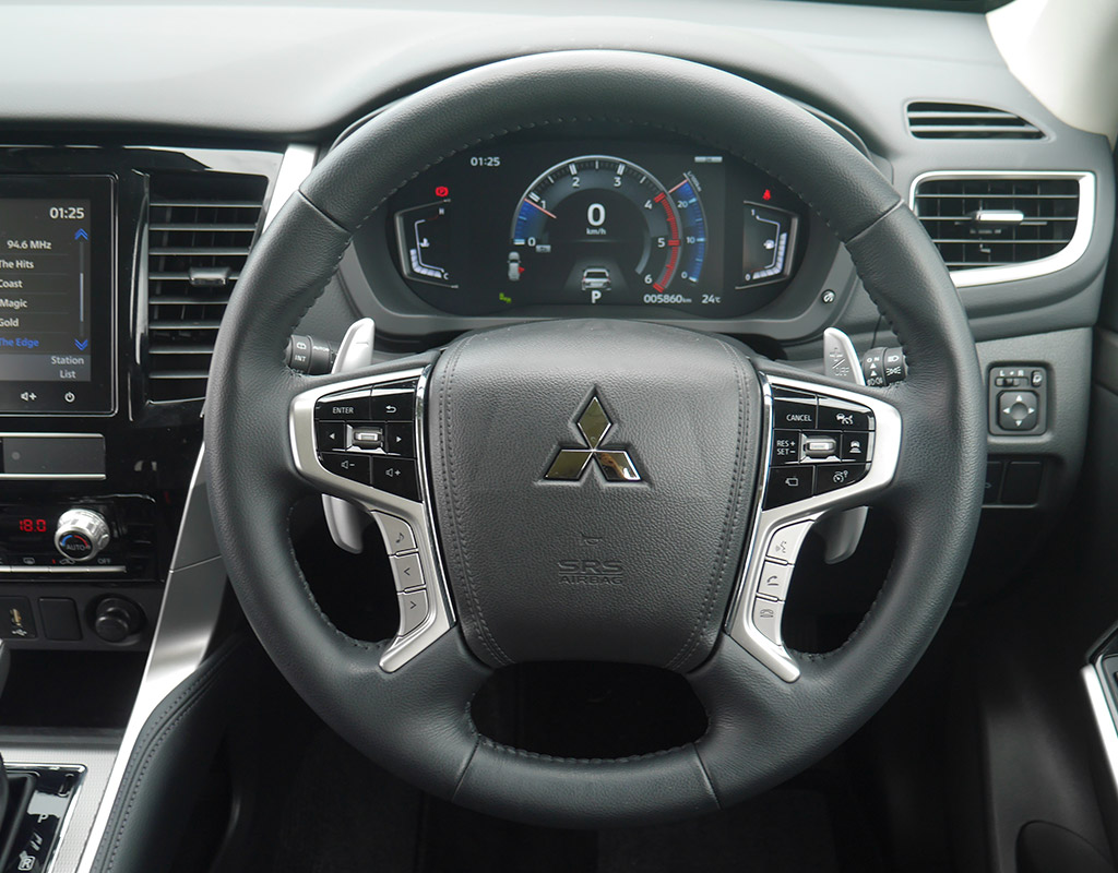 2020 Mitsubishi Pajero Sport VRX