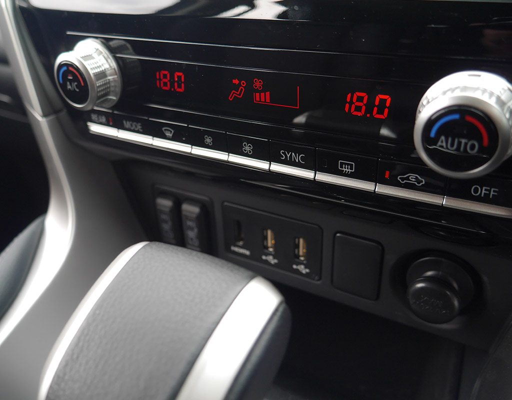 2020 Mitsubishi Pajero Sport VRX