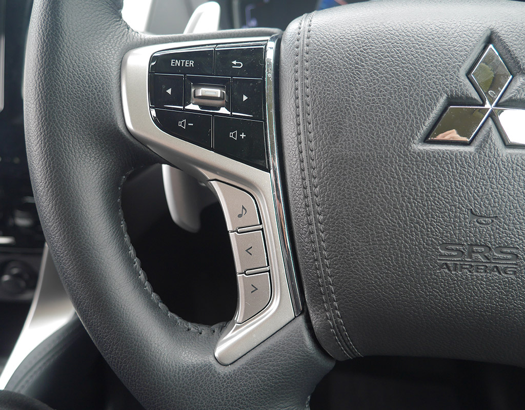 2020 Mitsubishi Pajero Sport VRX