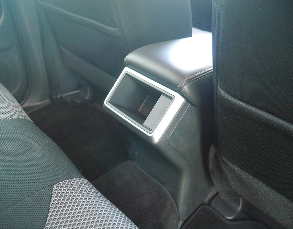 2020 Mitsubishi Triton Black Edition 4WD Auto 2.4L Diesel