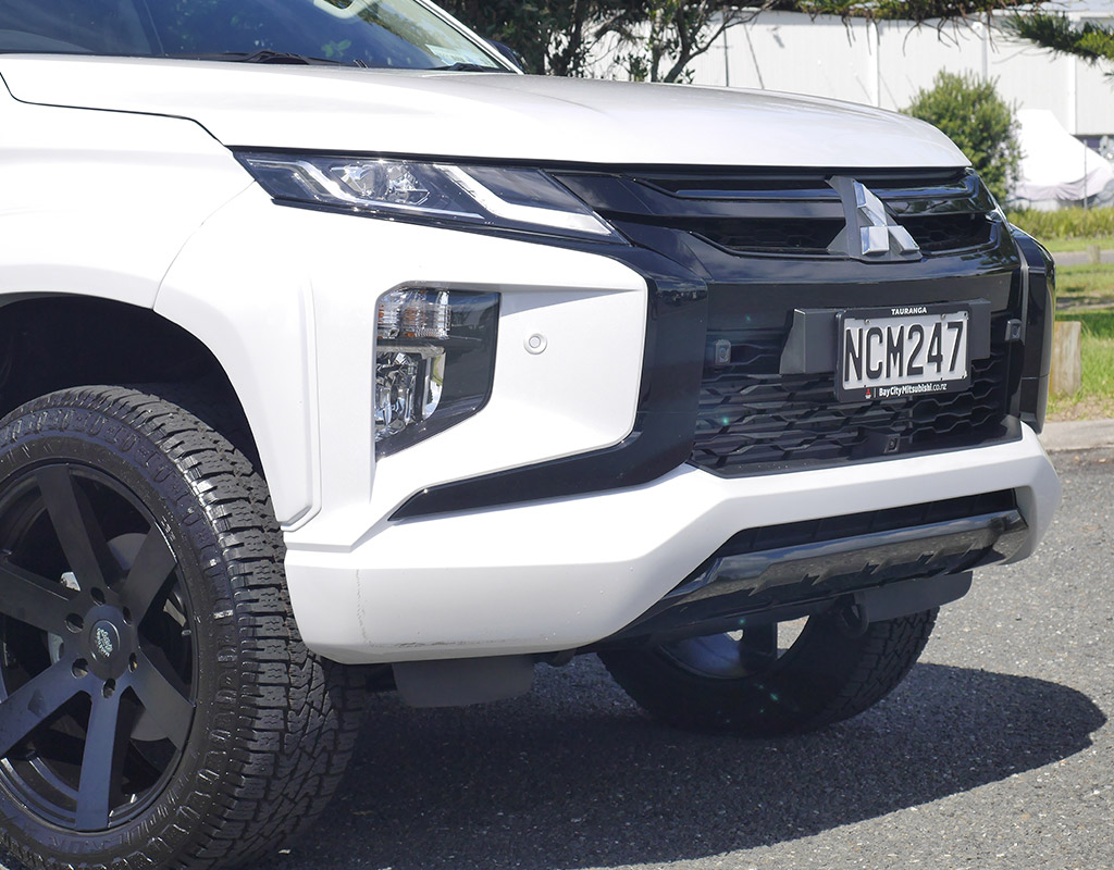 2020 Mitsubishi Triton Black Edition 4WD Auto 2.4L Diesel