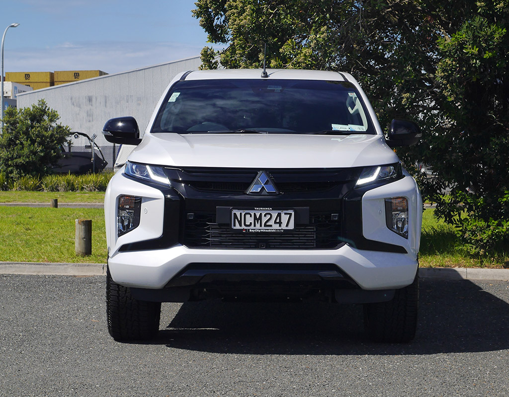 2020 Mitsubishi Triton Black Edition 4WD Auto 2.4L Diesel