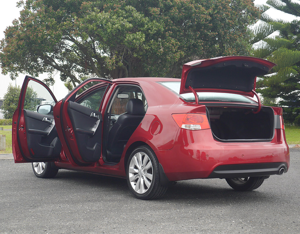 2010 Kia Cerato 2.0 Petrol Auto Sx