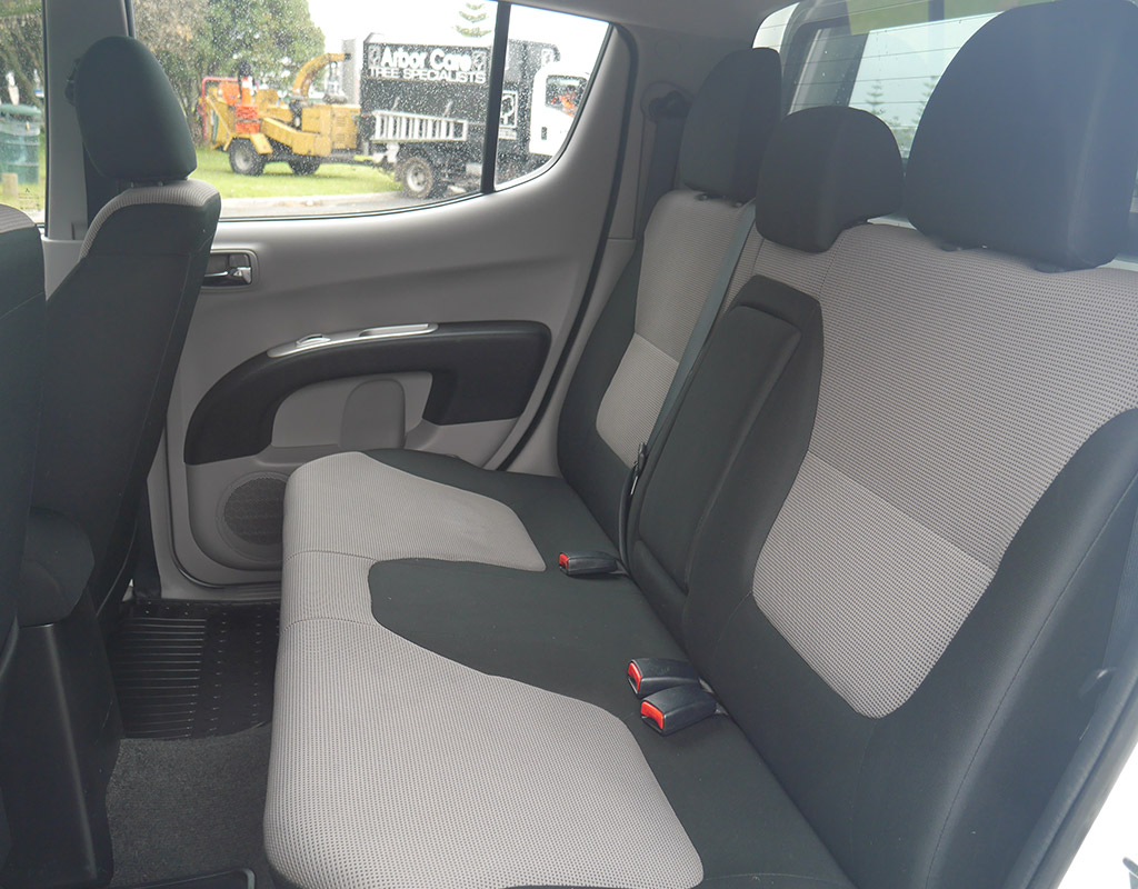 2014 Mitsubishi Triton GLX 2WD 2.5L Diesel Manual