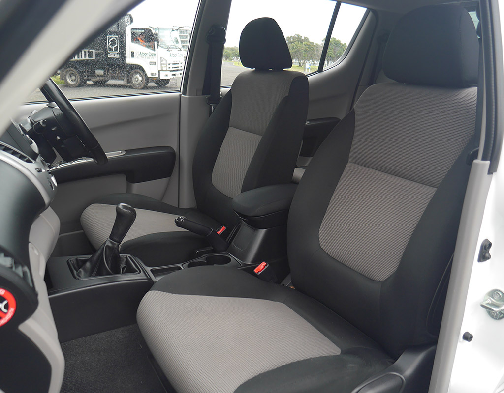 2014 Mitsubishi Triton GLX 2WD 2.5L Diesel Manual