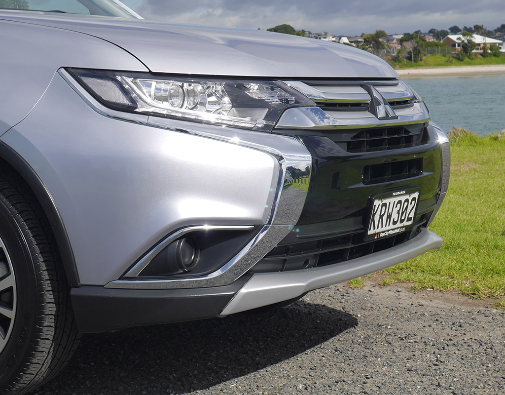 2017 Mitsubishi Outlander LS 2.0 Litre 2WD 7 Seater