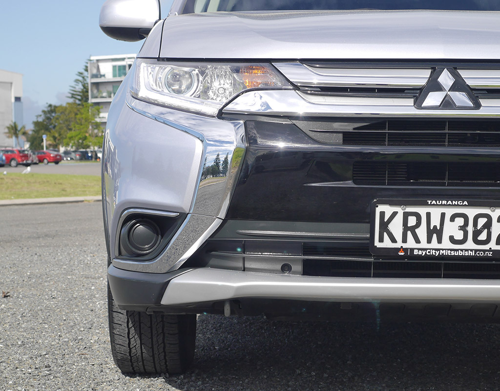 2017 Mitsubishi Outlander LS 2.0 Litre 2WD 7 Seater