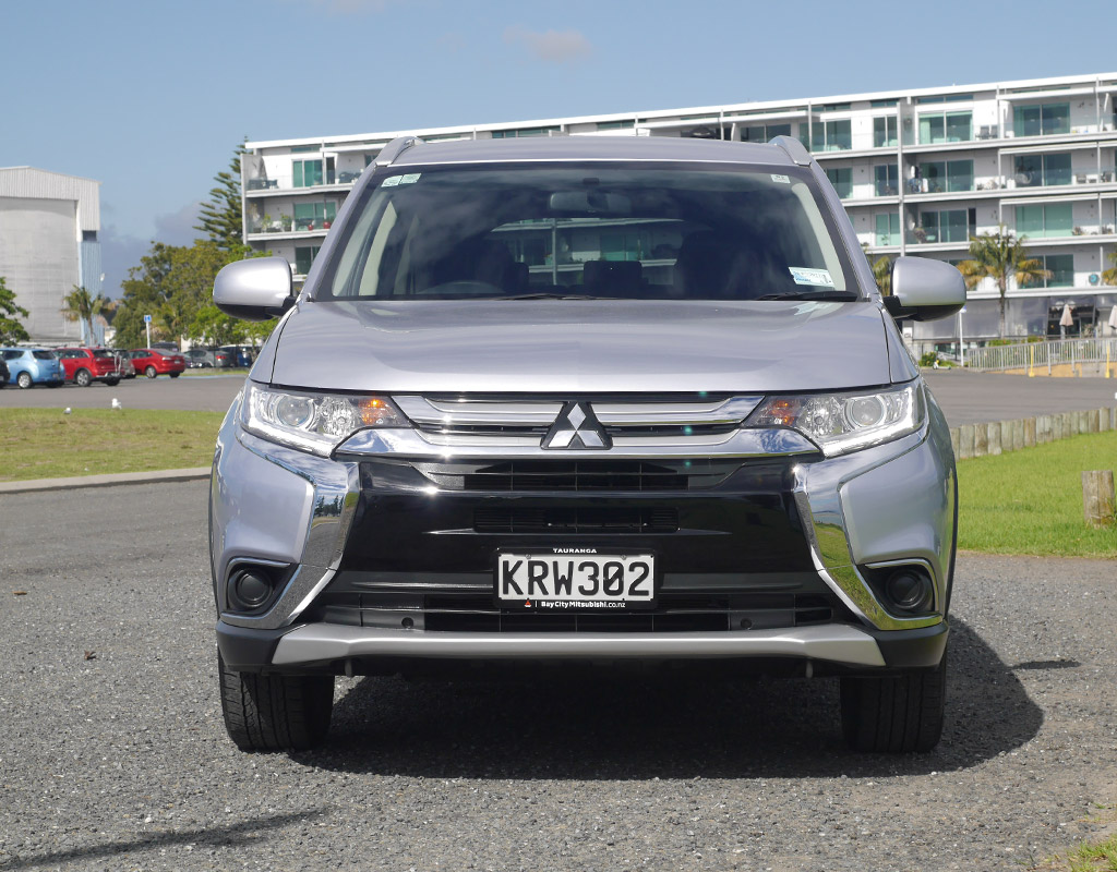 2017 Mitsubishi Outlander LS 2.0 Litre 2WD 7 Seater