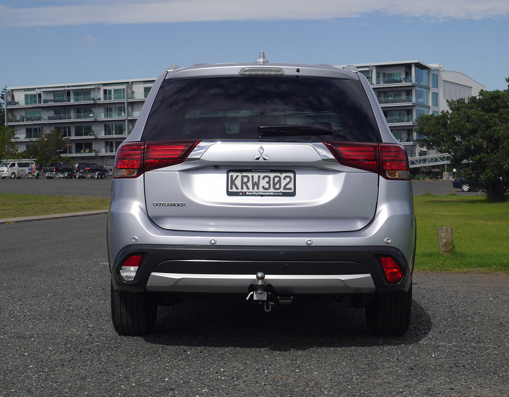 2017 Mitsubishi Outlander LS 2.0 Litre 2WD 7 Seater