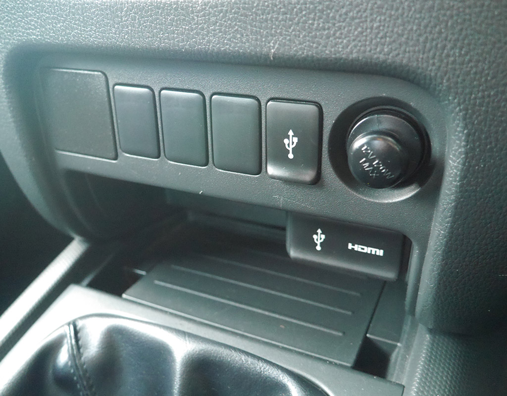 2018 Mitsubishi Triton GLXR 2.4L 2WD Diesel Turbo 6 Speed Manual